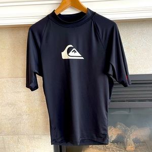 Quiksilver Rash Guard
